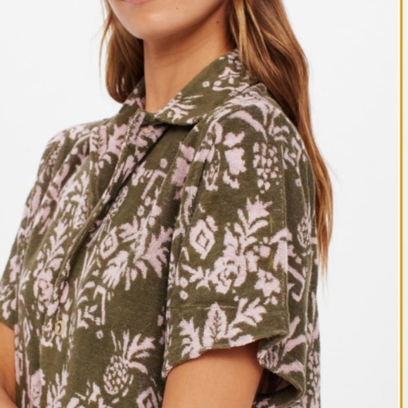 The Upside - Cocos Shorts and Shirt - Picture 4 of 13